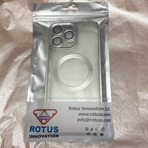 NIB Rotus Innovation Silver IP 14 Pro Max Case